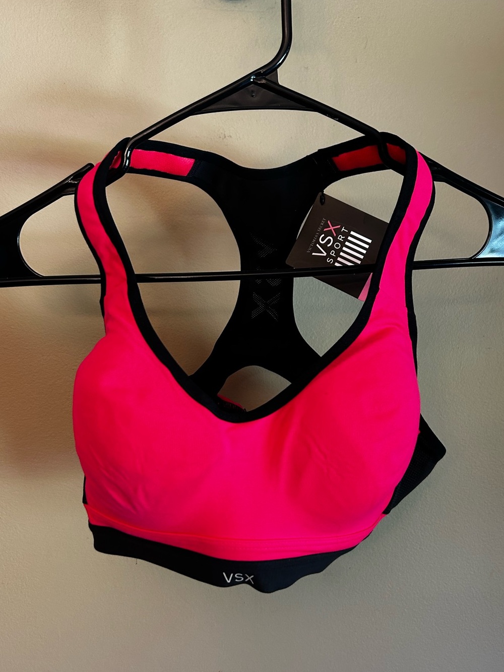 Victoria’s Secret VSX Women’s Hot Pink Black Racerback Sports Bra Size 36